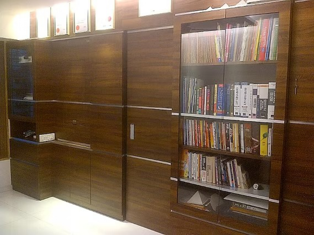 Mr. Sameer & Mrs. Grishma Joshi's Residence