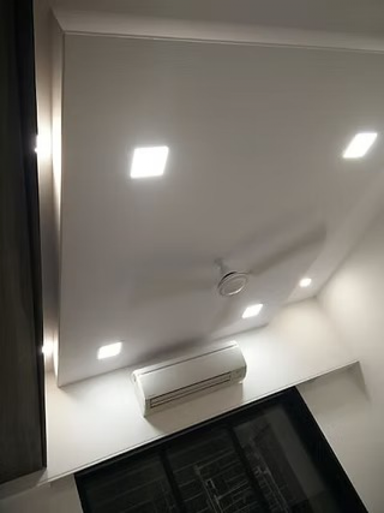 Mr. Shradhanand & Mrs. Poonam Narkar's Residence