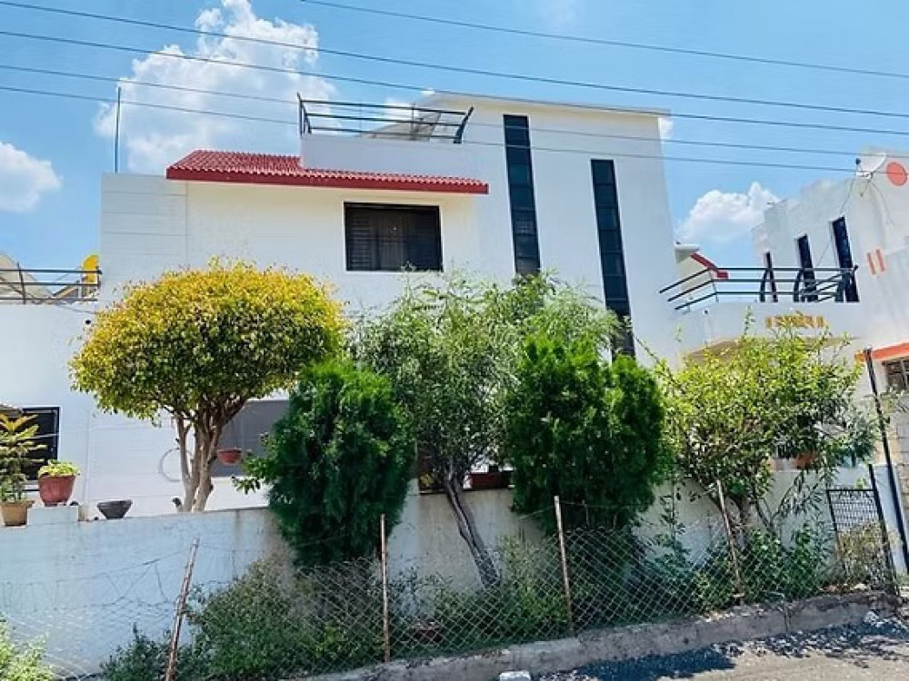 Bhagirath Patil Bungalow Shegaon