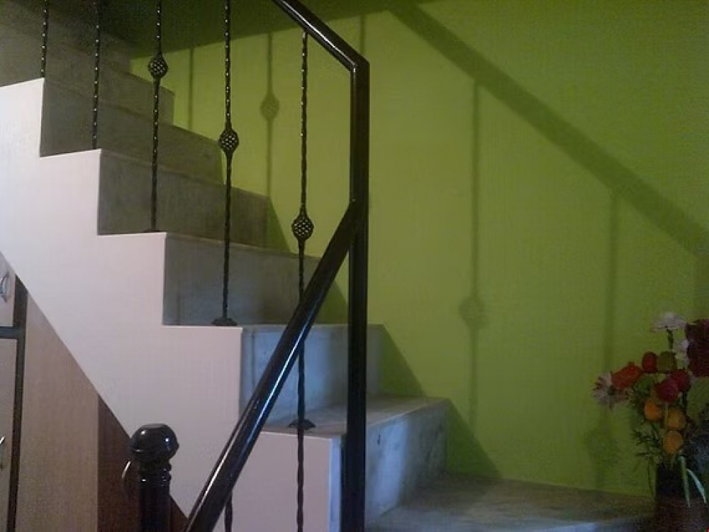 Row House Charkop
